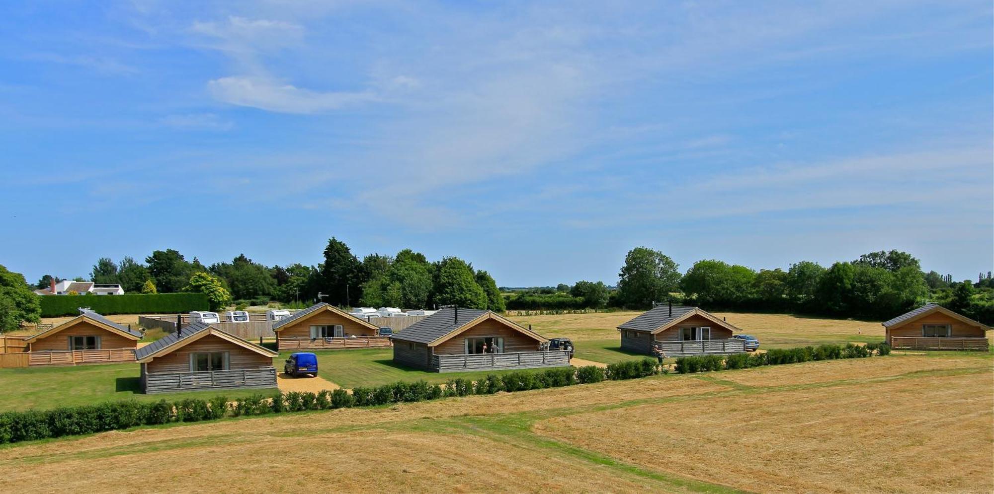 Fields End Lodges Doddington  Extérieur photo