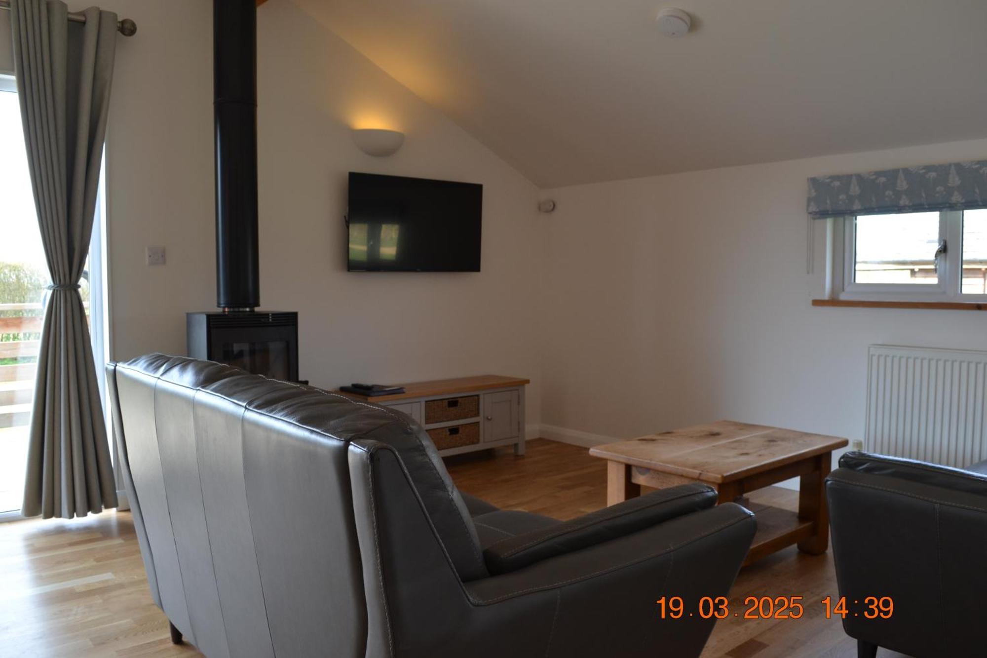 Fields End Lodges Doddington  Extérieur photo