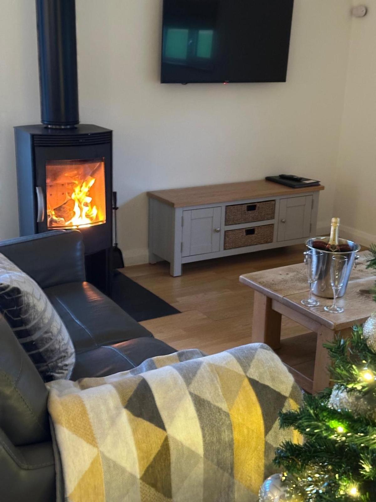 Fields End Lodges Doddington  Extérieur photo