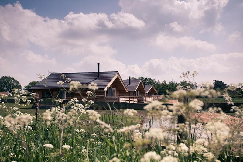 Fields End Lodges Doddington  Extérieur photo