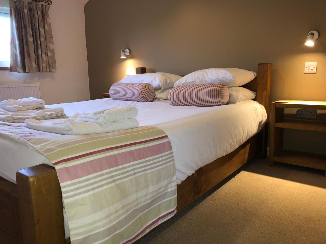 Fields End Lodges Doddington  Extérieur photo