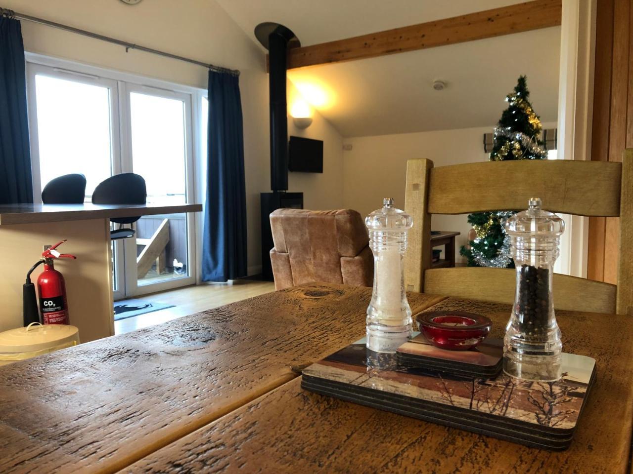 Fields End Lodges Doddington  Extérieur photo